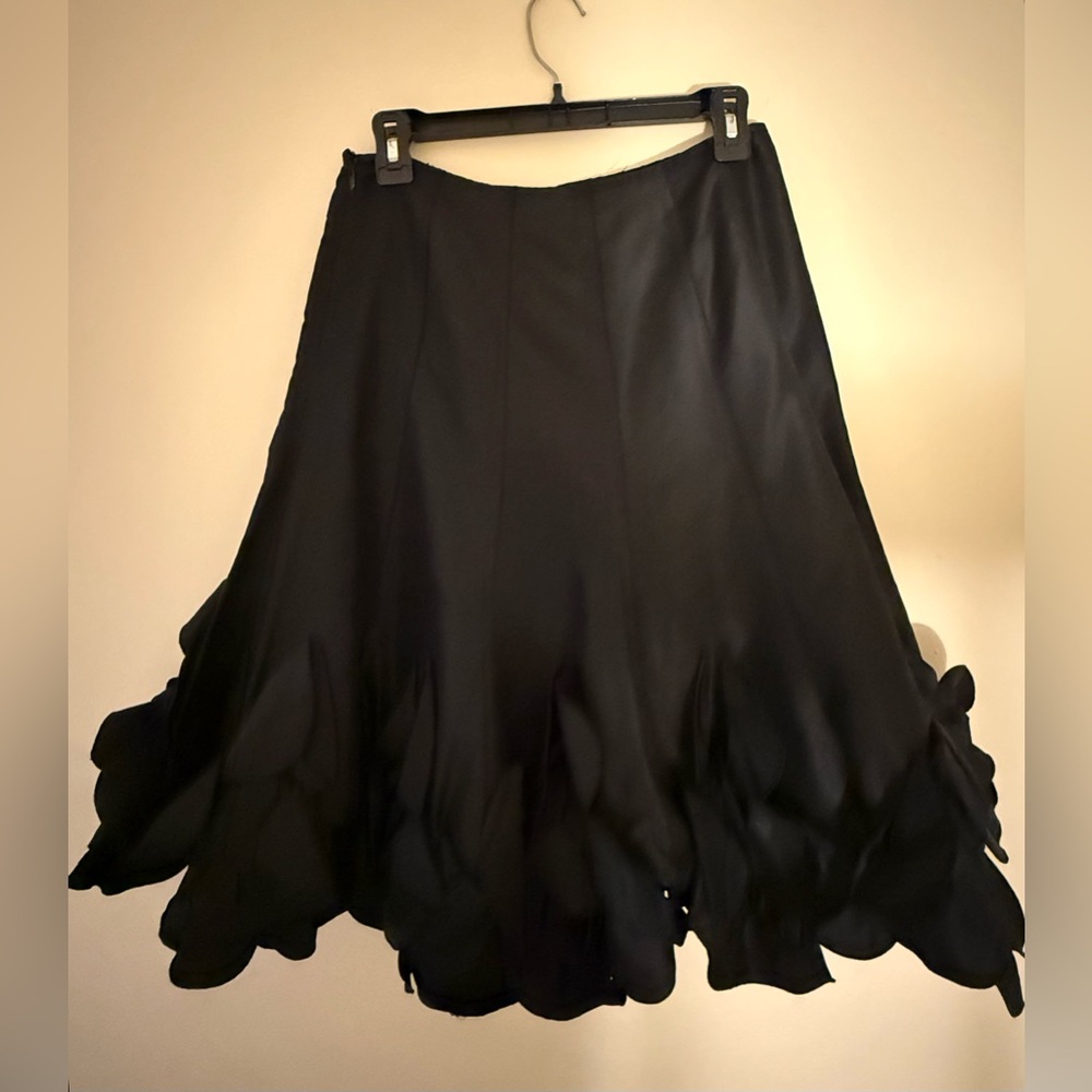 Rickie Freeman for Teri Jon Black Silk Ruffle Skirt | Size 6 - Picture 3 of 8
